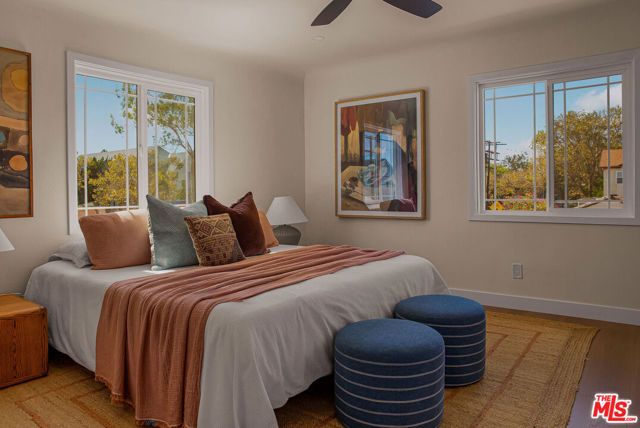 5315 Saturn Street, Los Angeles, CA 90019