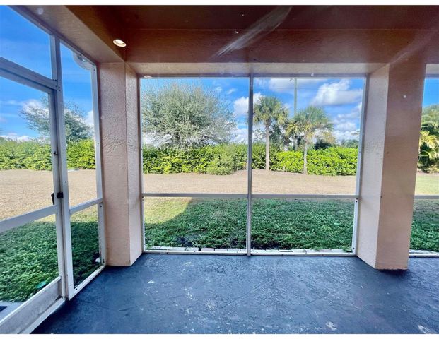 589 Genevieve Drive, Lehigh Acres, FL 33936