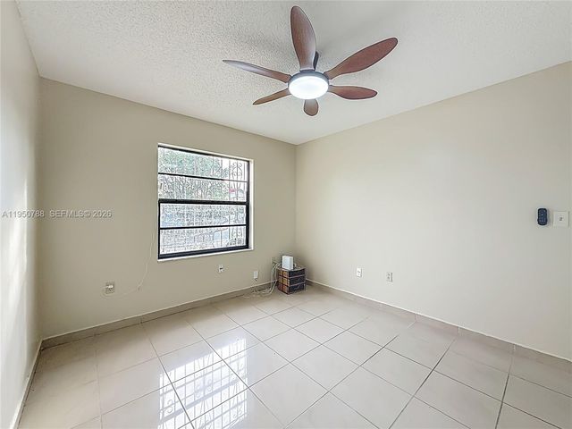 12787 NW 10th Ln, Miami, FL 33182