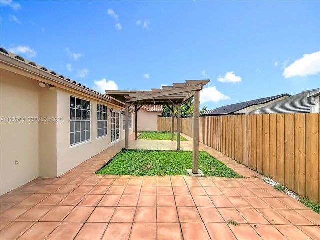 12787 NW 10th Ln, Miami, FL 33182