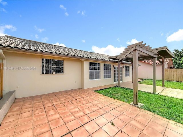 12787 NW 10th Ln, Miami, FL 33182