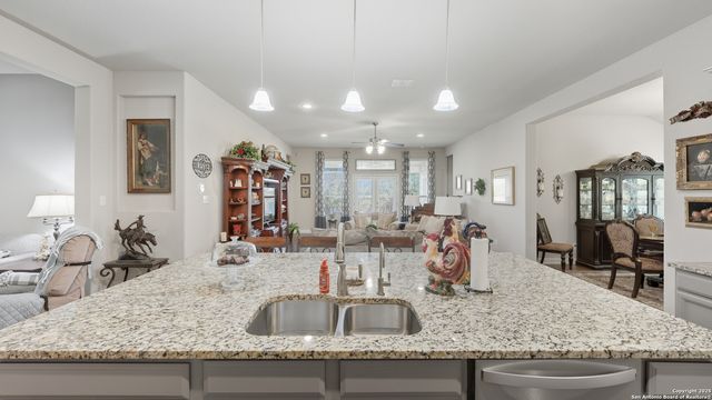 229 Pecan, New Braunfels, TX 78130