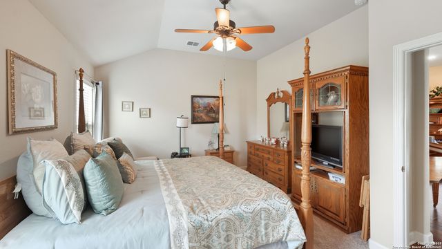 229 Pecan, New Braunfels, TX 78130