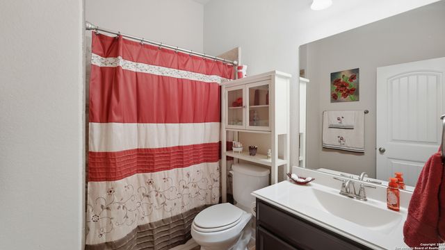 229 Pecan, New Braunfels, TX 78130