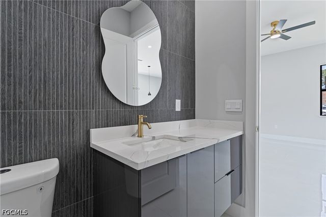 320 Long AVE S, Lehigh Acres, FL 33974