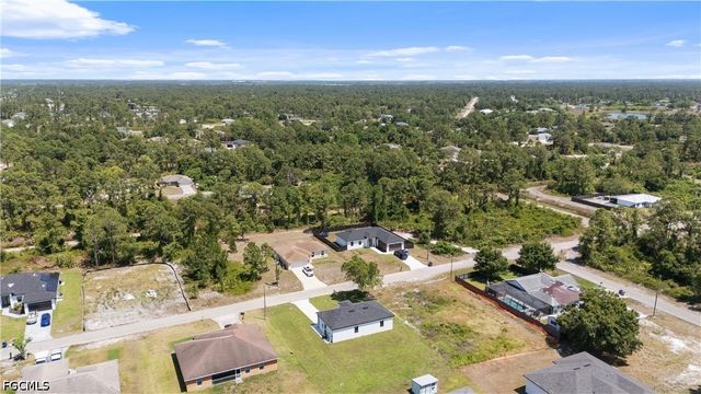 320 Long AVE S, Lehigh Acres, FL 33974