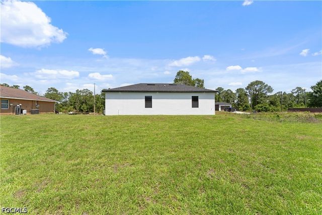 320 Long AVE S, Lehigh Acres, FL 33974