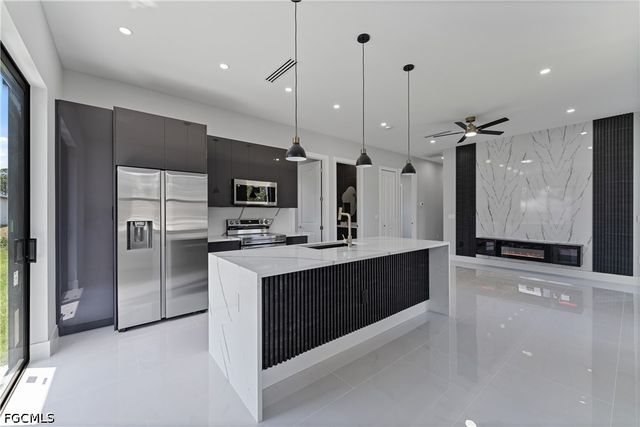 320 Long AVE S, Lehigh Acres, FL 33974