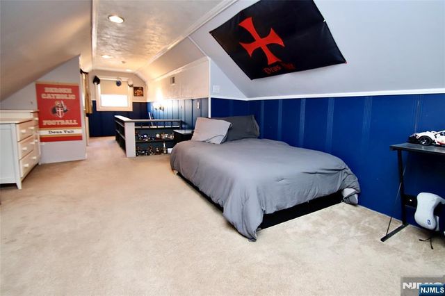 604 Elm Avenue, Saddle Brook, NJ 07663