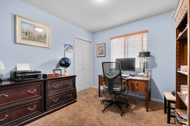 558 E HARVEST MOON DR, Pleasant Grove, UT 84062