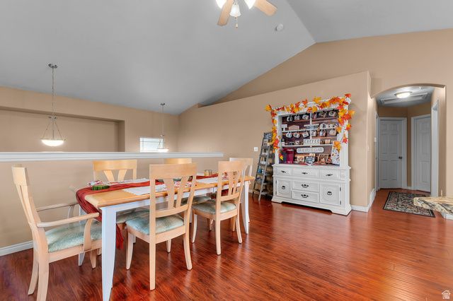 558 E HARVEST MOON DR, Pleasant Grove, UT 84062