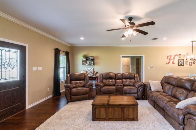 16 CR 1193, Yantis, TX 75497