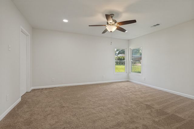 3811 Rolinda Drive, Dallas, TX 75211