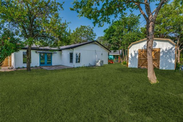 3811 Rolinda Drive, Dallas, TX 75211