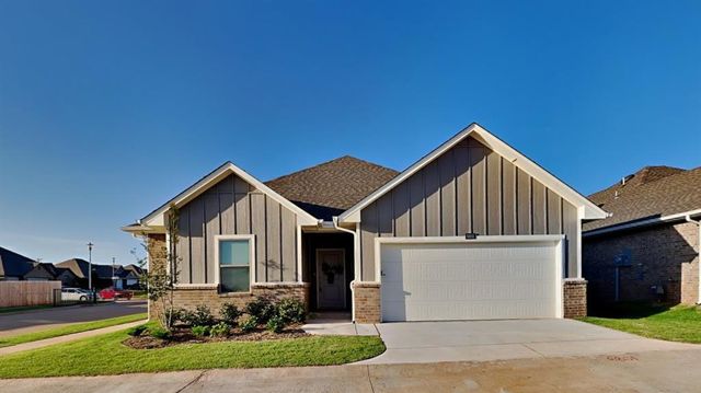 8020 Labelle Drive, Warr Acres, OK 73132