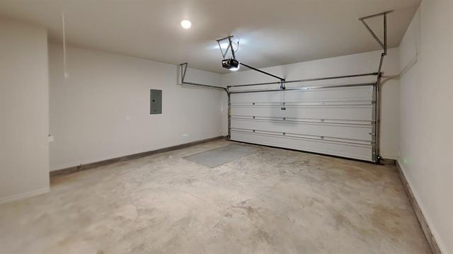 8020 Labelle Drive, Warr Acres, OK 73132