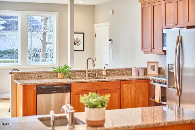 105 Cardiff Place, Chapel Hill, NC 27516