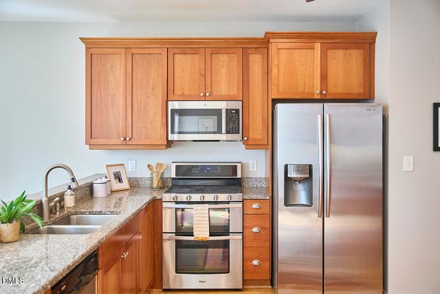 105 Cardiff Place, Chapel Hill, NC 27516