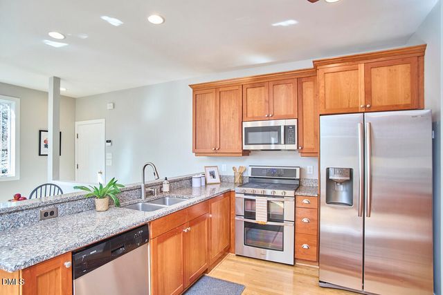 105 Cardiff Place, Chapel Hill, NC 27516