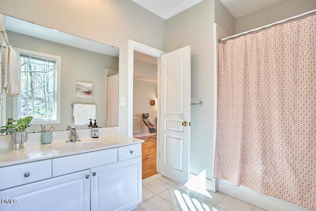 105 Cardiff Place, Chapel Hill, NC 27516