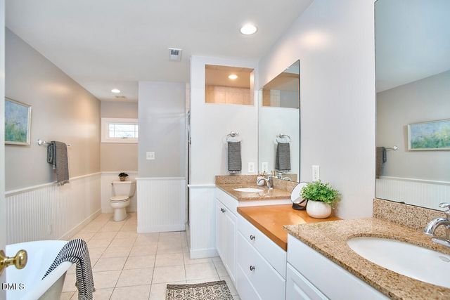 105 Cardiff Place, Chapel Hill, NC 27516