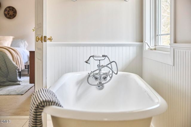 105 Cardiff Place, Chapel Hill, NC 27516