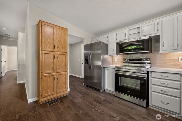 150 E Kingston Way, Shelton, WA 98584