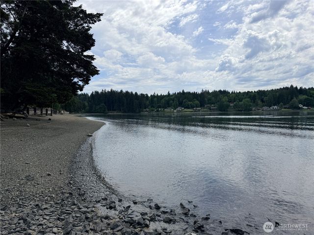 150 E Kingston Way, Shelton, WA 98584