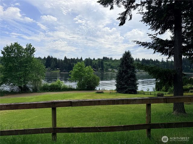 150 E Kingston Way, Shelton, WA 98584