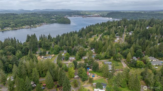 150 E Kingston Way, Shelton, WA 98584
