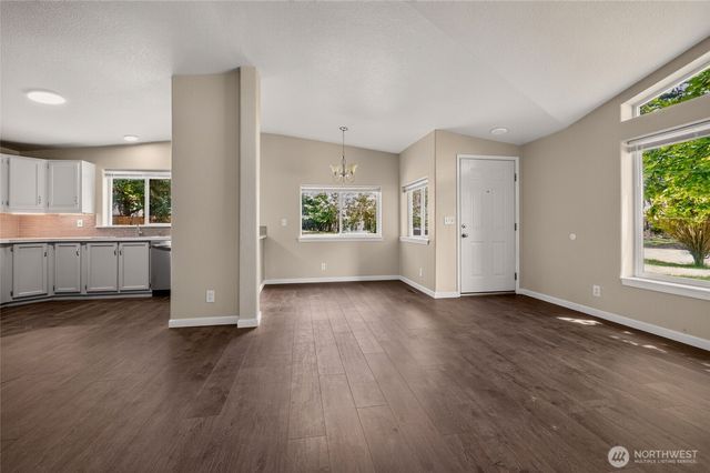 150 E Kingston Way, Shelton, WA 98584