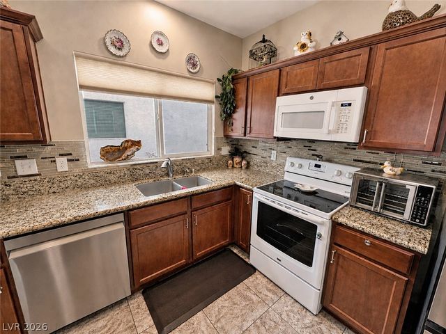 5086 East Monte Penne Way, Pahrump, NV 89061