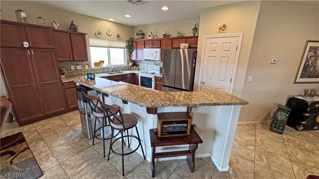 5086 East Monte Penne Way, Pahrump, NV 89061