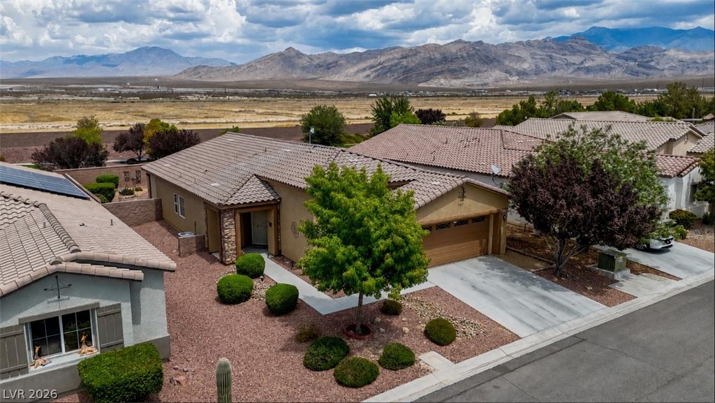 5086 East Monte Penne Way, Pahrump, NV 89061