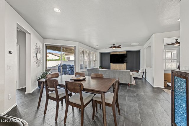 4080 E SOURWOOD Drive, Gilbert, AZ 85298