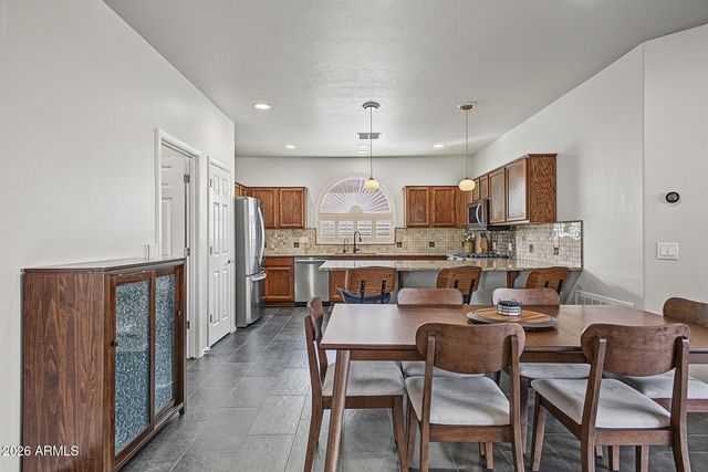 4080 E SOURWOOD Drive, Gilbert, AZ 85298