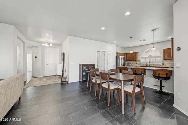 4080 E SOURWOOD Drive, Gilbert, AZ 85298