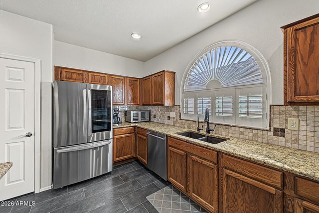 4080 E SOURWOOD Drive, Gilbert, AZ 85298