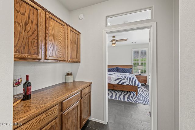 4080 E SOURWOOD Drive, Gilbert, AZ 85298