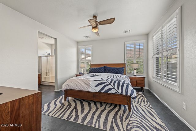 4080 E SOURWOOD Drive, Gilbert, AZ 85298