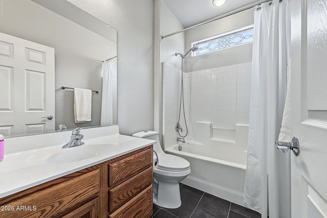 4080 E SOURWOOD Drive, Gilbert, AZ 85298