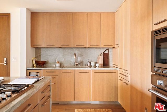 1755 Ocean Avenue 308, Santa Monica, CA 90401