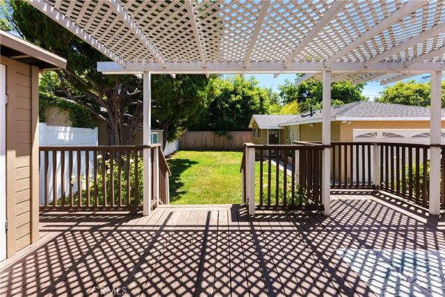 14354 Hatteras Street, Sherman Oaks, CA 91401