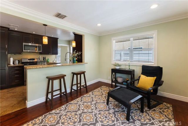 14354 Hatteras Street, Sherman Oaks, CA 91401