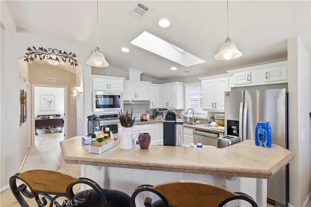 14851 Jeffrey 198, Irvine, CA 92618