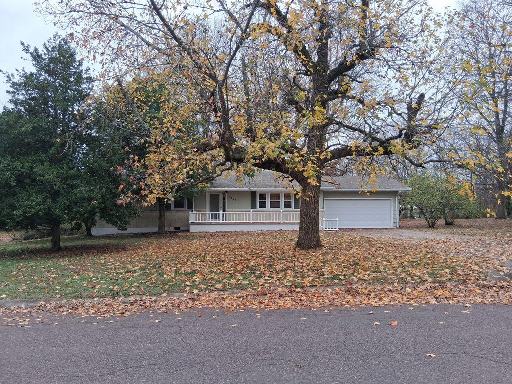 1106 14th Street, Monett, MO 65708