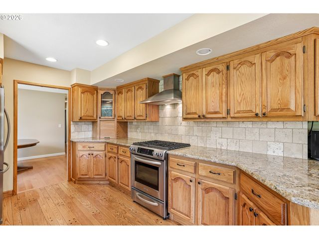 17605 Sw PHEASANT Ln, Beaverton, OR 97003