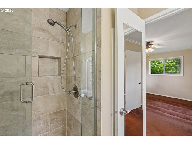 17605 Sw PHEASANT Ln, Beaverton, OR 97003