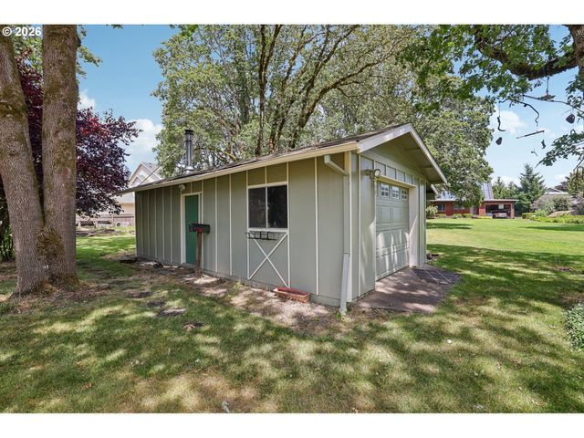 17605 Sw PHEASANT Ln, Beaverton, OR 97003