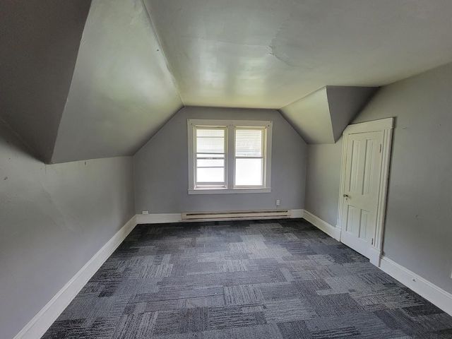 102 South Street, Waterloo, IA 50701